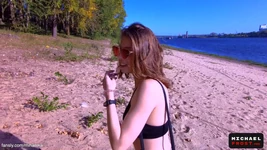 Ризикований трах з незнайомцем на пляжній примірочній