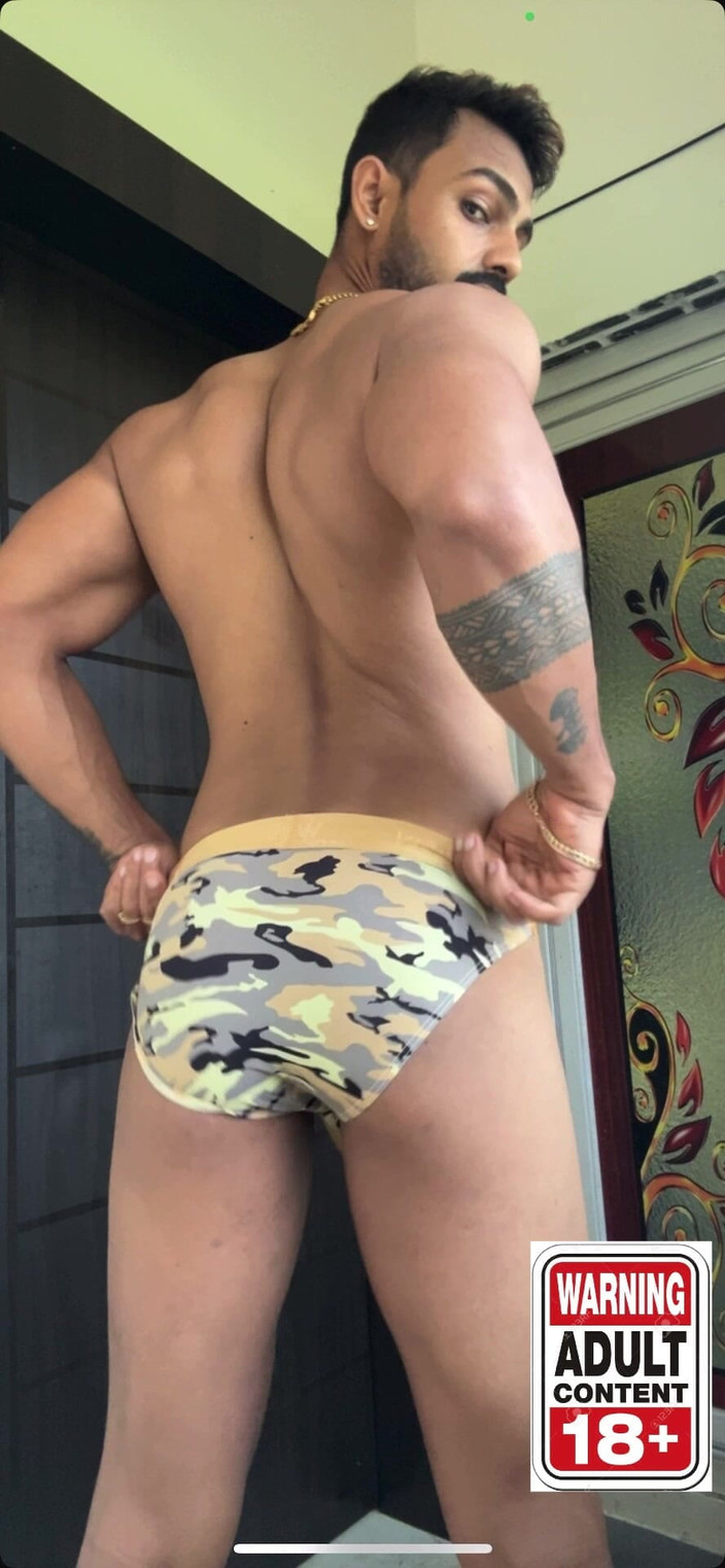 bonghunkx: Můj měkký čůrák