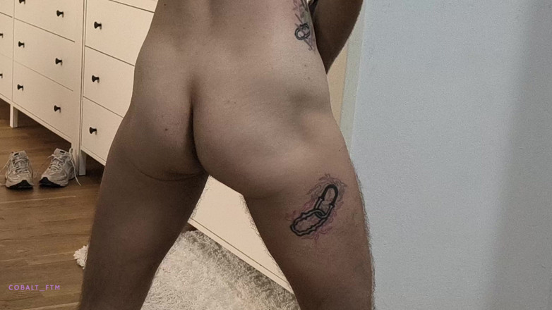Cobalt FTM: Ftm Cumslut espera com porta desbloqueada para padrasto mais velho...