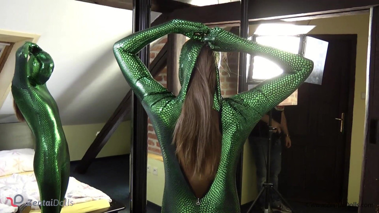 ZentaiDolls: Homemade Video in Spandex