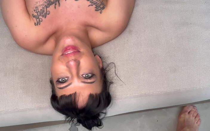 Alfiecinematic: My POV with Sarah Switchblade