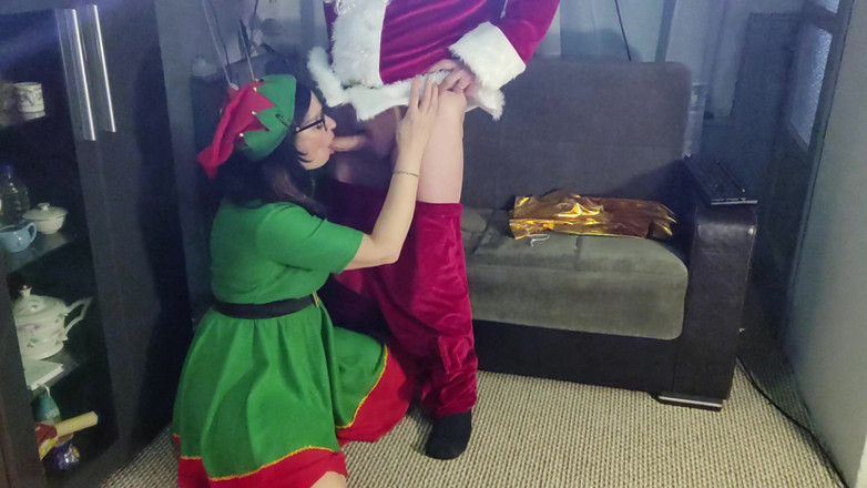 Toilet Mommy: Sexig het mogen MILf suger fett jultomten kuk