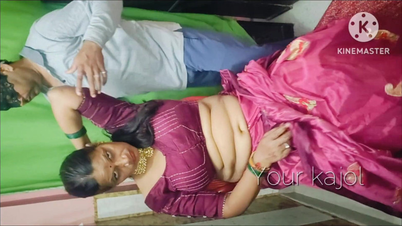 Lustykajolbhabhi: Bibi ha baciato il suo capo per la promozione