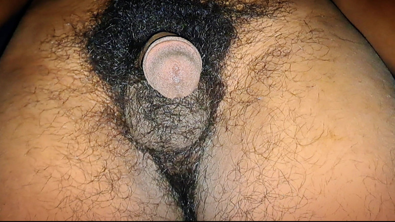 Desi_Porn_India: 큰 자지를 보여주는 어린 인도 소년