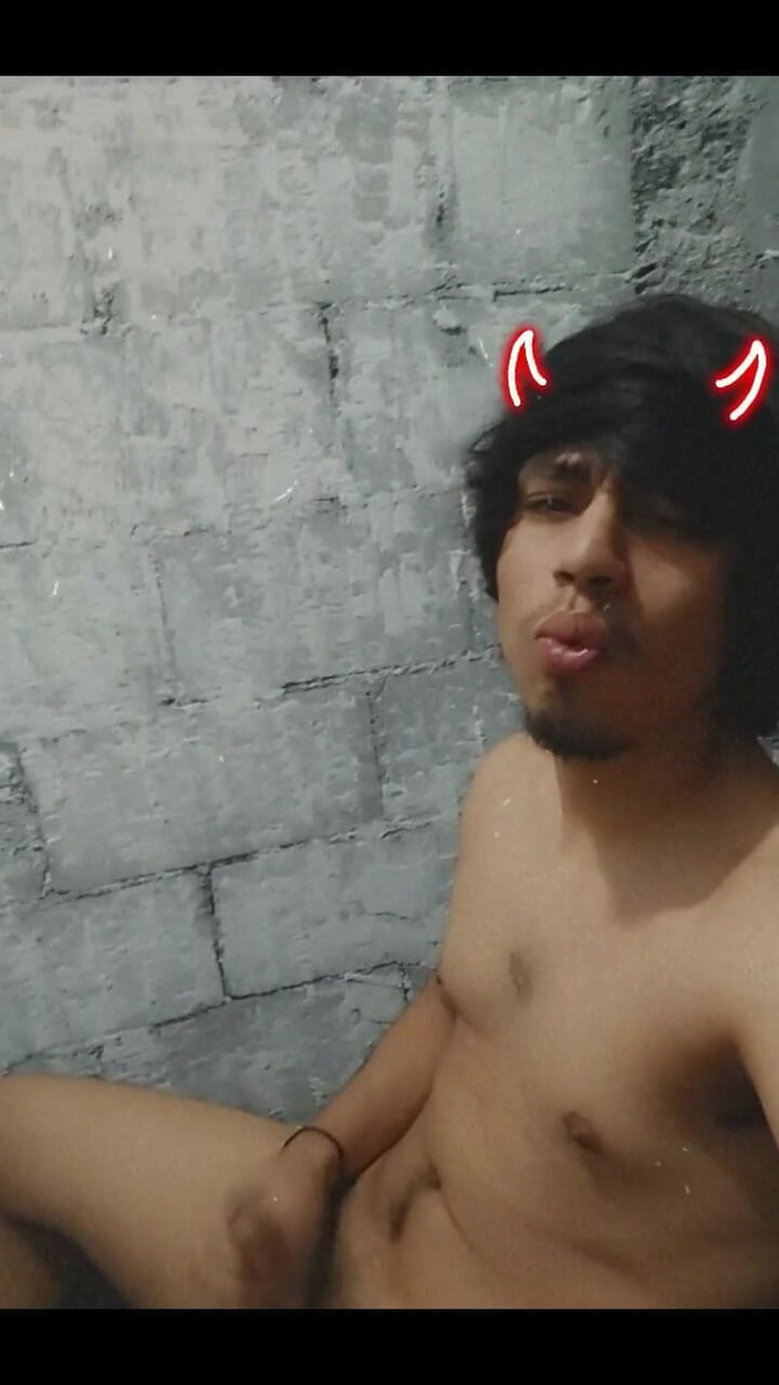 AlexAlejandro13: लूसिफ़ेर