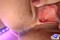 Saturno Squirt: Squirt svádí moji macechu Strčil jsem prsty do kundičky a...