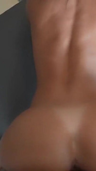 Aqui está um novo vídeo promocional para uma empresa de bonecas sexuais que eu tiro recentemente apenas compartilhando com você