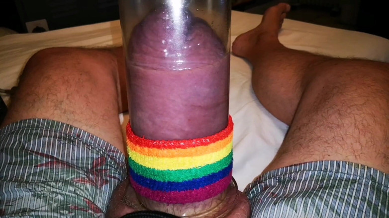 Monster_Meat_: Mengepam untuk Gaypride