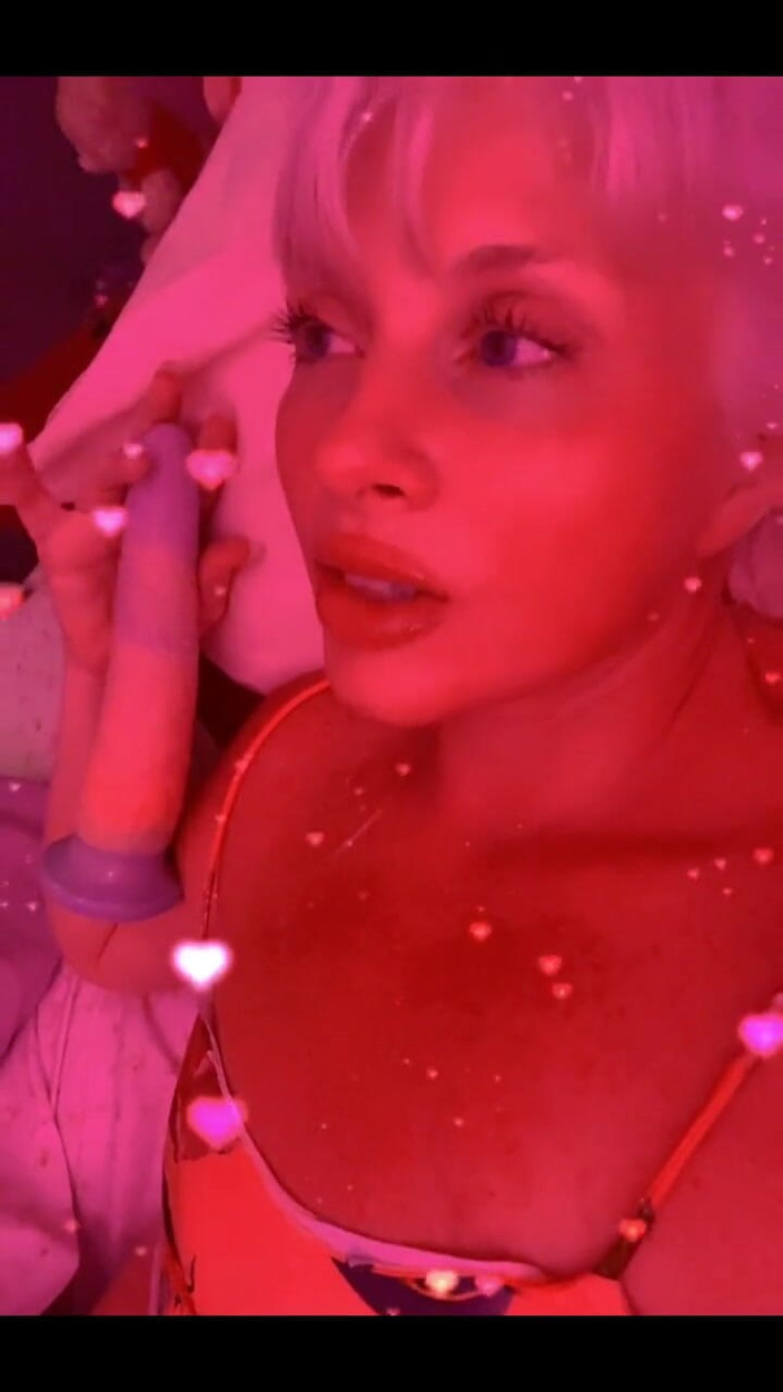 PaintedRose: 누가 정상에있어?