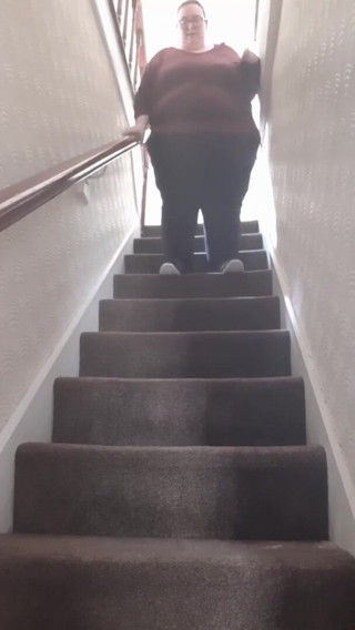SSBBWLadyBrads: 階段の女神