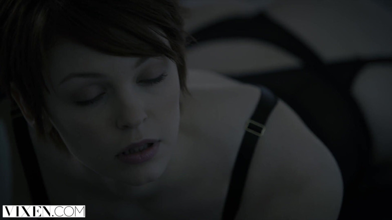 Vixen: VIXEN - Piękna ruda Bree Daniels zerżnięta przez cukrowego tatusia