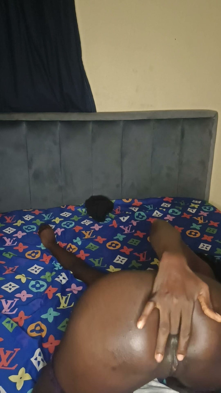Dwuxxx: Doggy Style