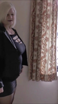 Lacey Starr și Warren Gray futute în casa goală