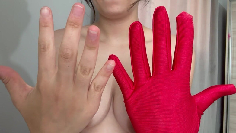 AmayaMori: Ik word opgewonden in kleurrijke handschoenen en masturbeer een monsterlul