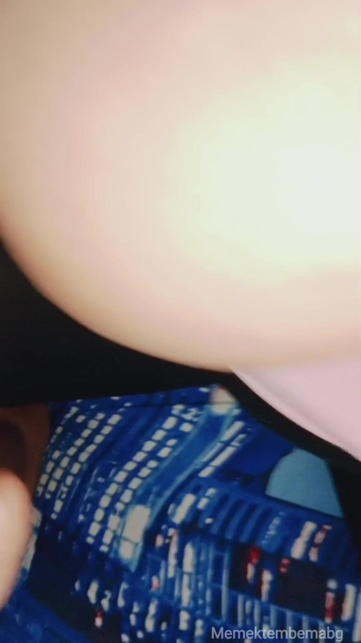 Asian girl videos: O femeie frumoasă și frumoasă