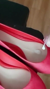 Recopilación más pequeña de la eyaculación de bailarina y tacones altos de mi novia