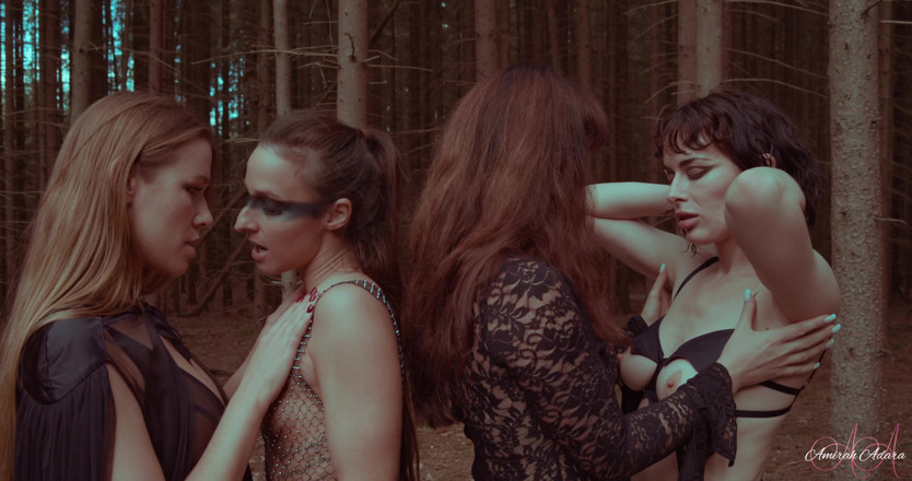 Amirah Adara: Cailleach
