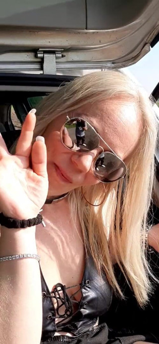 Street porn reality: The pissing road 02