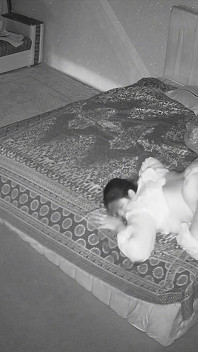 Je suis allé chez une bhabhi pendant les vacances d’été et je m’amuse beaucoup avec ma charmante bhabhi, prise devant la caméra