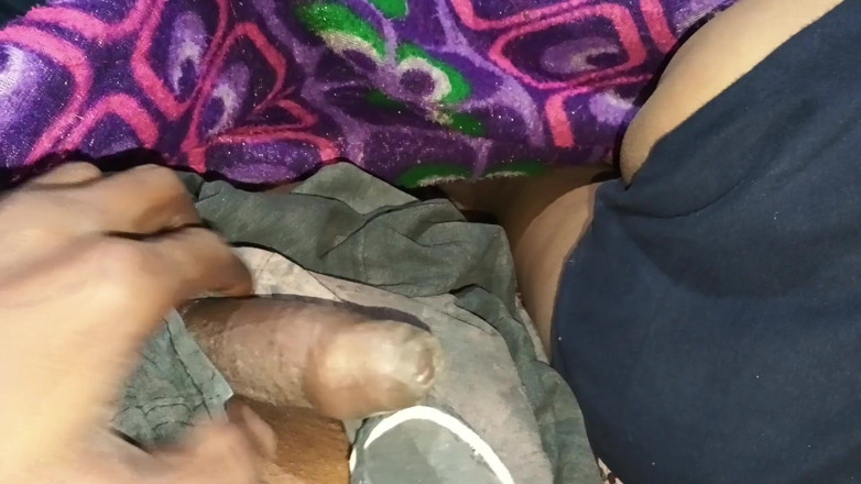 Bengaliauntykichut: Když jsem viděl sexy kundičku tetičky Neha, ošukal jsem ji...