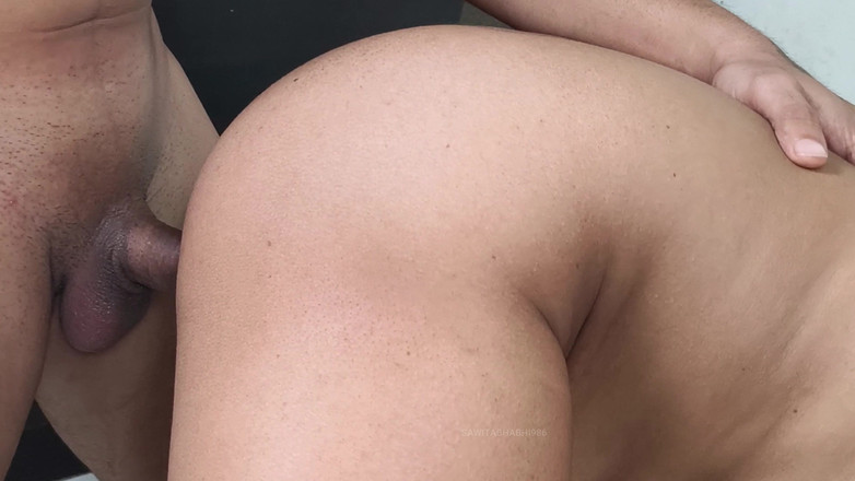 SAWITA BHABHI: Збуджена індійська бхабхі жорстко відтрахана найкращим другом