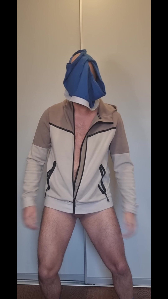 ShyCummerBoy: Thoát y và bắn tinh hoang dã