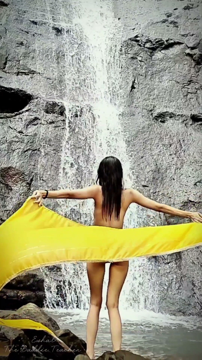 Eshal_Indianbaddie: Gadis Desi Dari Jalan Melepas Saree-nya Dan Eshal Si Guru...