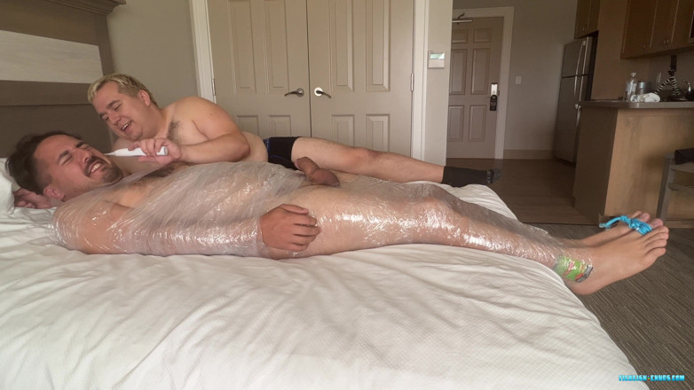 Ticklish Chubs: Prince Mummified menggelitik