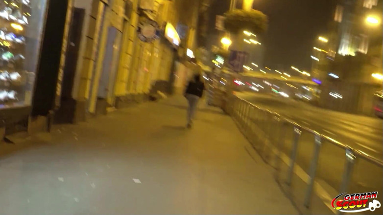 German Scout: Německý skaut - Sexy studentka Amaris vyzvedá a drsné šukání