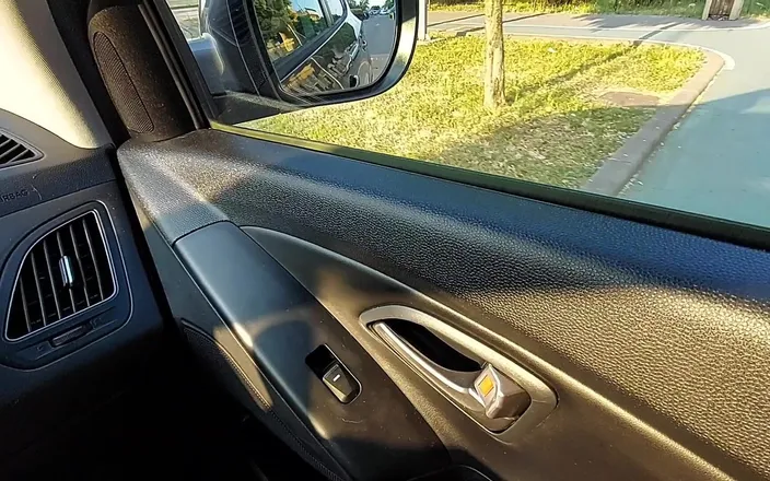 Step Mommy: Sexy Mature in Short Skirt and Heels Teases Her Driver...