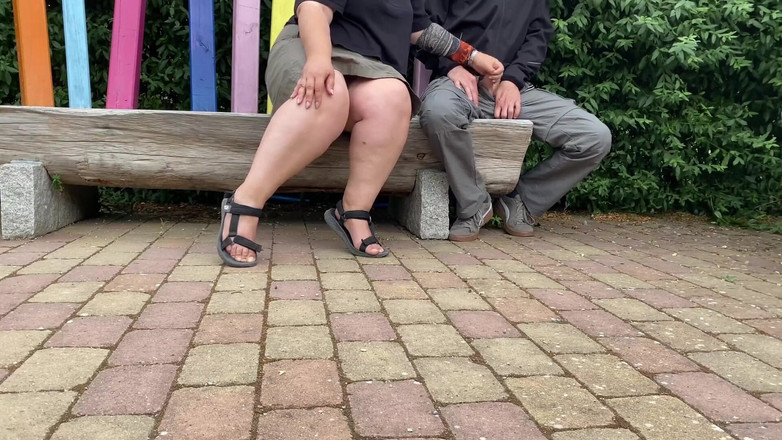 OurFetishLife: Mijn stiefmoeder weet altijd hoe ze me kan laten klaarkomen