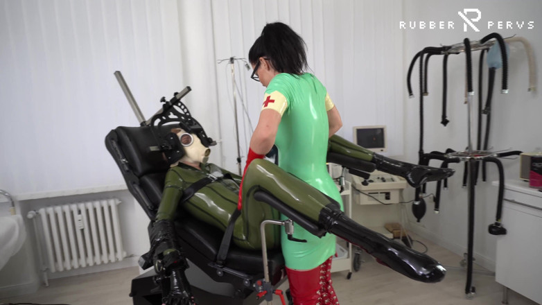 Rubber pervs: 2 Latex Femdoms Give the Slut a Medical Exam