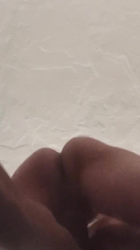 Cewek sange ini dicrot di dalam setelah dicrot di dalam sama sperma hangat