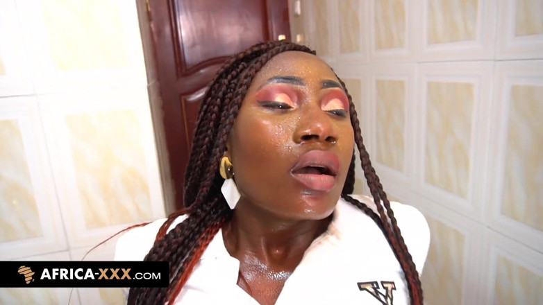 Africa-XXX: Fantasy with the pizza delivery girl