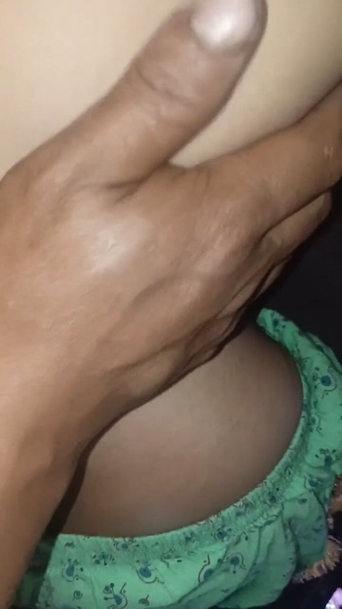 X69: Nouveau, Priya Rai, népalaise maison