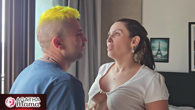 Agatha Mama: Mi esposo salió de un gallo para cortarse el pelo...