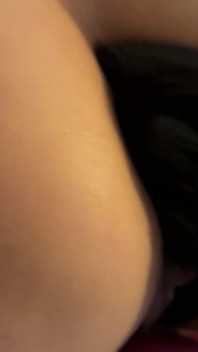 Dedo anal e palmada