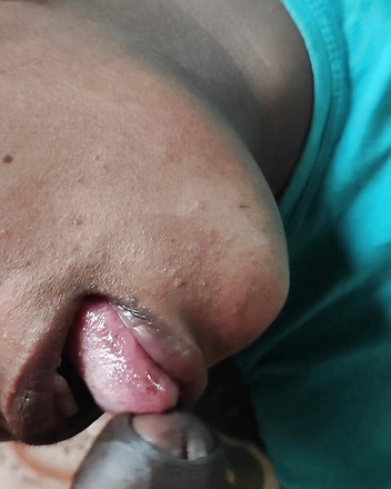 Realmallucouplevlog: Mallu Horny Wife Sucks Cock and Takes It up the...