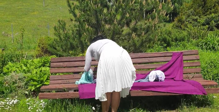 Wanilianna: Vintage Lady's Outdoor Kinky Lingerie and Masturbation Show - Including Seamed...
