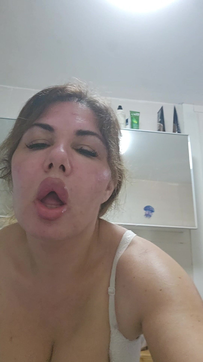 Alisasex: Jag är så våt och droppande