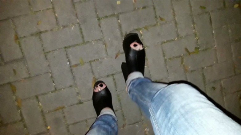 Heelex: Sexy Mules