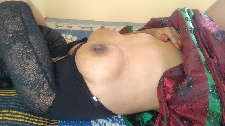 Magilmathi: Office Staff Shared Bed with Her Owner 3