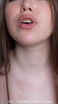 Joi strelen controle met striptease en plagen