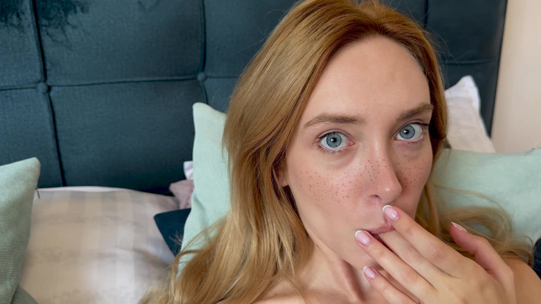 Loly Nebel Studio: Creampie per troia in calze nere