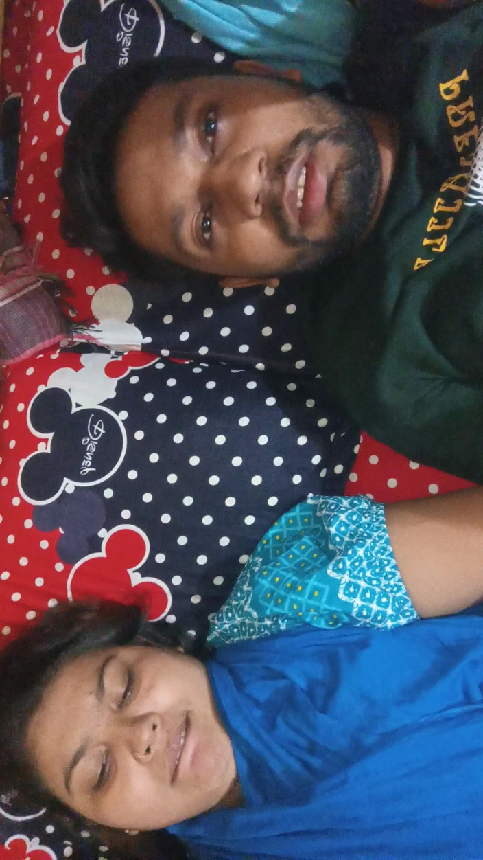 Desi Video BD: Индийская бхабхи и бойфренд в гостиничном номере