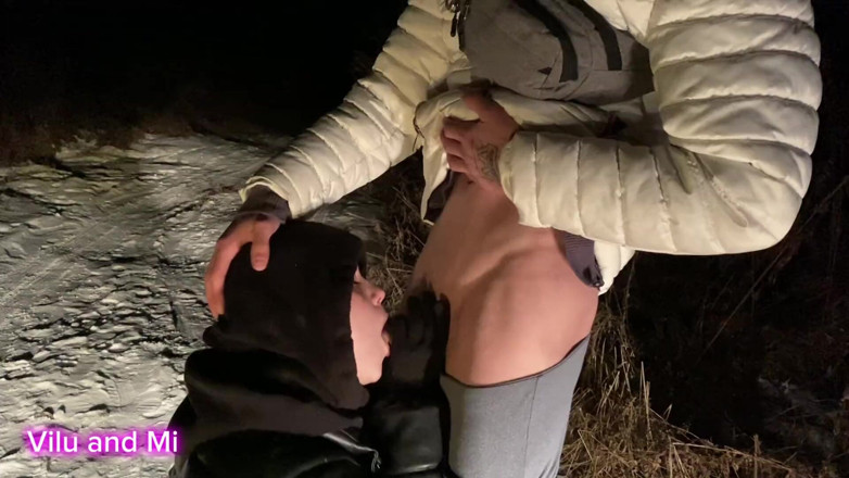 Vilu_and_Mi: Přiveď Vilu Vidisha do lesa v noci