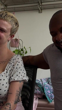Kijken naar onze porno deel 1 - Lola Milk x Axel Reigns