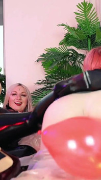 Hot Fetish, Air Balloons and Girls Latex Rubber Party Arya Grander