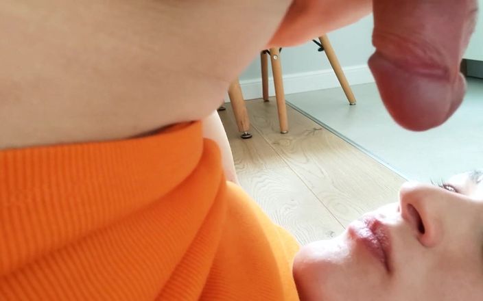 Medi Voi: I Have New Skill, Licking My Cock