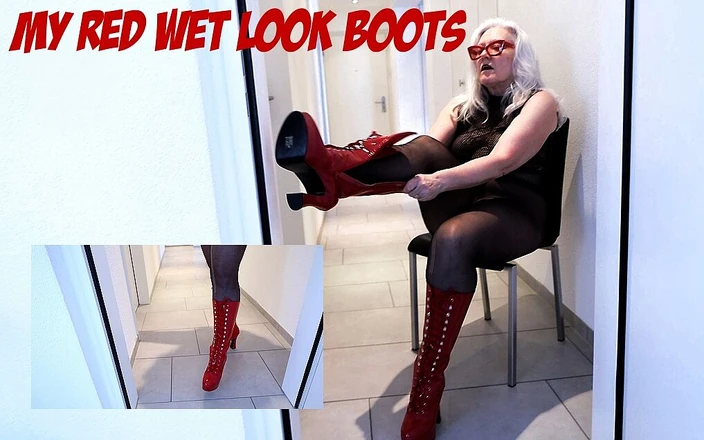 Hotvaleria: Mes bottes rouges au look mouillé